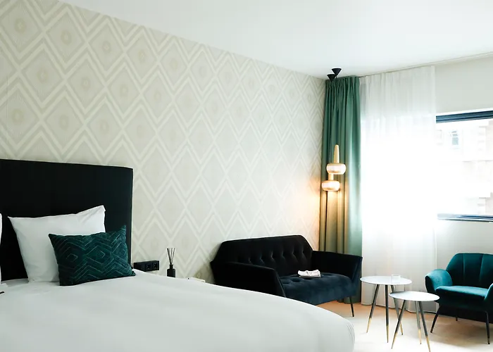 James RotterdamAirport Hotel